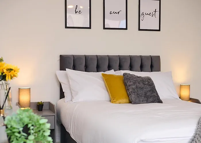 Spacious 3 Bedroom Apartment- Crouch End